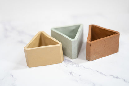 Terracotta Mini Triangle Planter